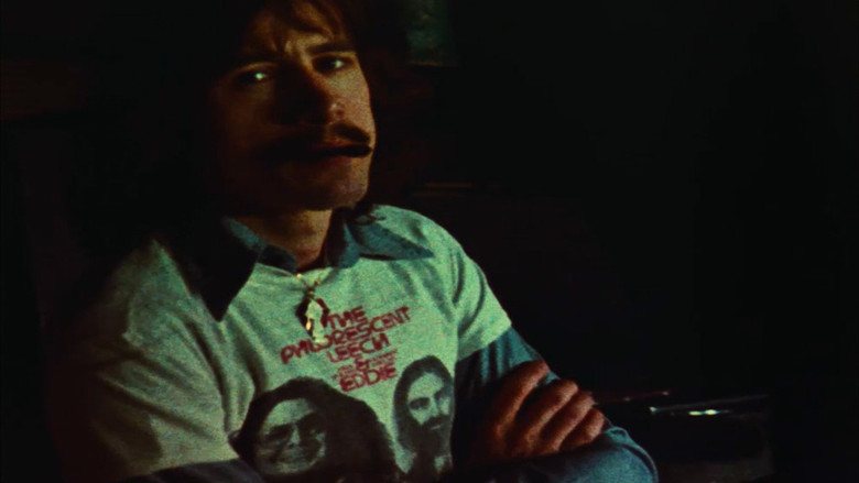 кадр из фильма La Solitude du chanteur de fond