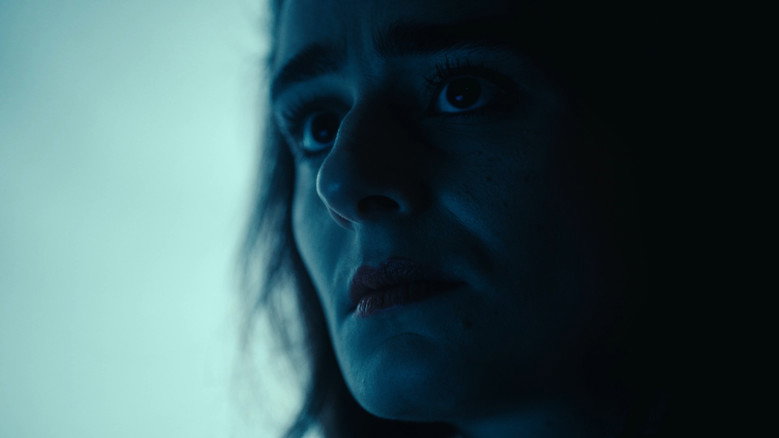 кадр из фильма CYBEROW