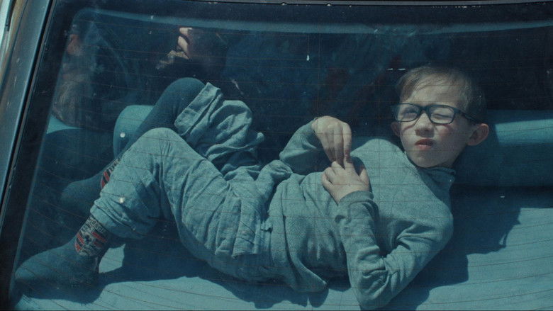 кадр из фильма 250km