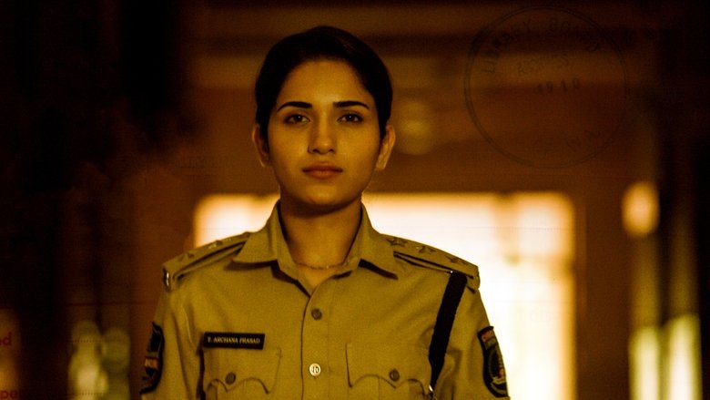 кадр из фильма Она. Глава первая