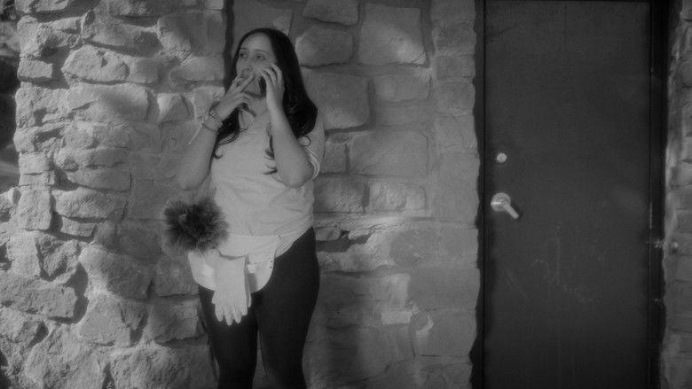 кадр из фильма E is for Expiation