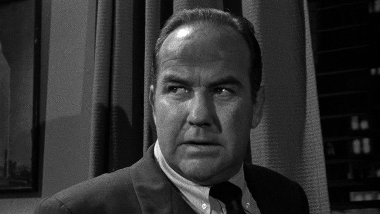 кадр из фильма Scandal Sheet