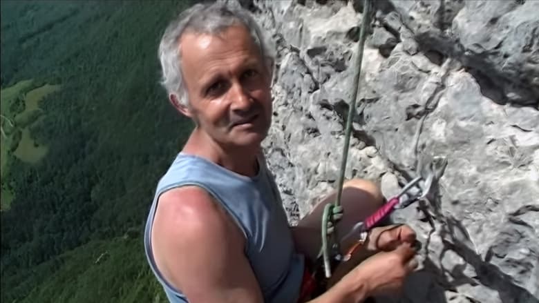 кадр из фильма L'Homme Qui Revient De Haut