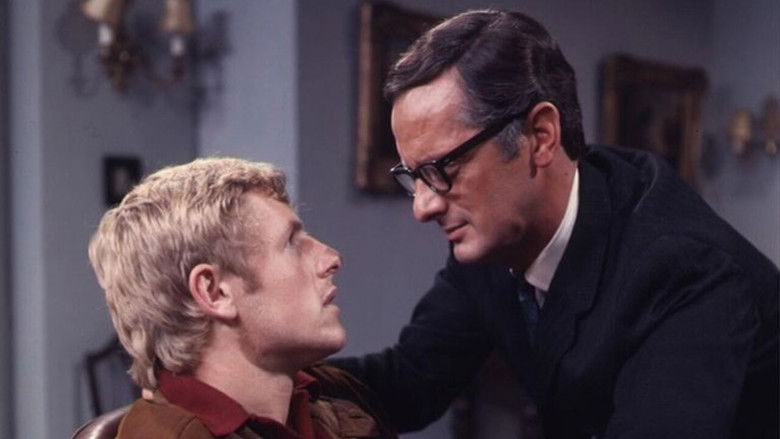 кадр из фильма The Yellow Pill