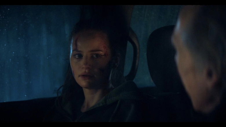 кадр из фильма The Strangers: Chapter 3