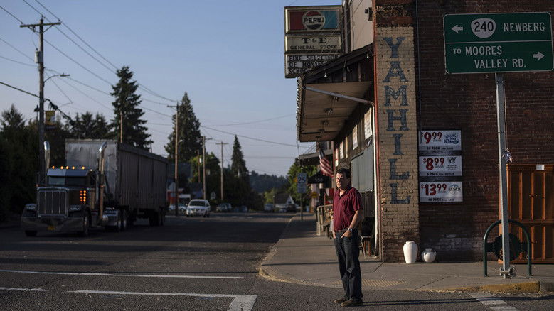 кадр из фильма Tightrope: Americans Reaching for Hope