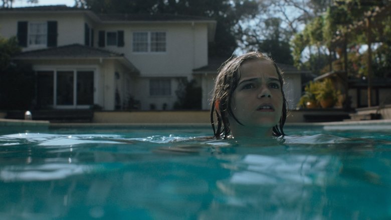 кадр из фильма Проклятые воды