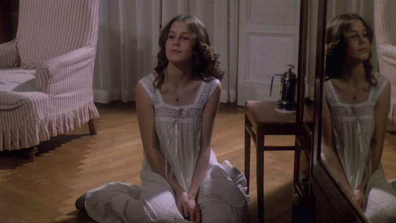 кадр из фильма Буржуазная драма