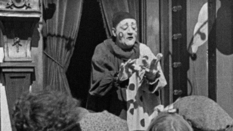 кадр из фильма Merry-Go-Round