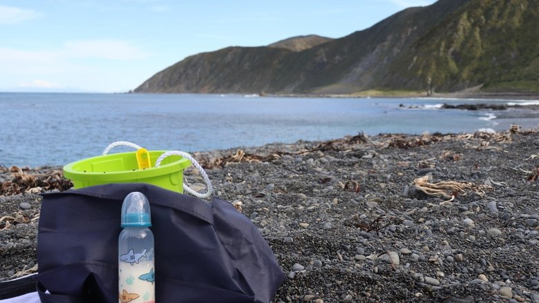 кадр из фильма On the Rocks