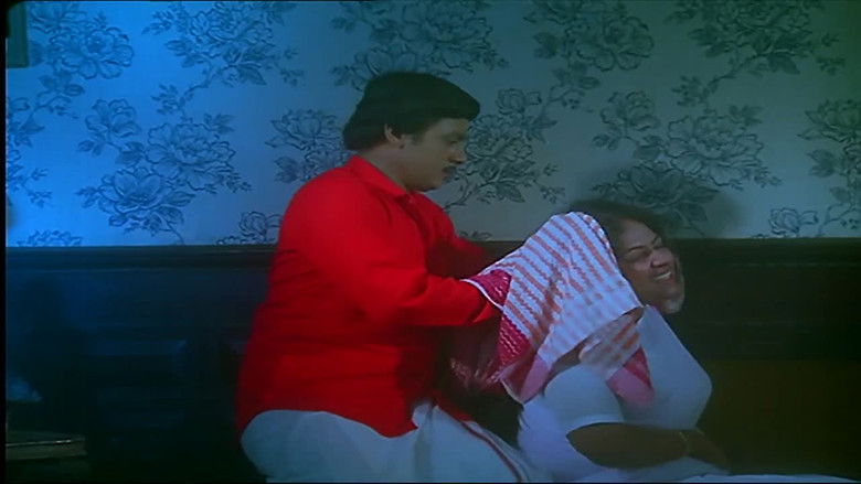 кадр из фильма அன்புக்கட்டளை