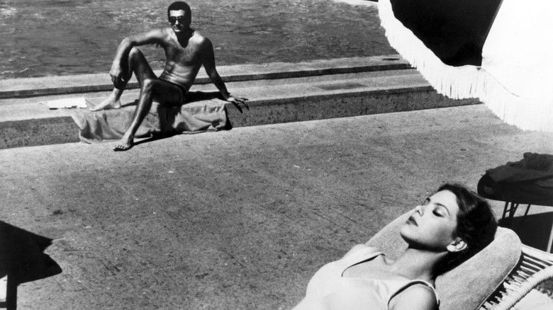 кадр из фильма Новые чудовища