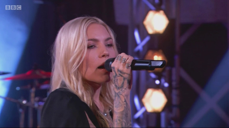 кадр из фильма Eminem - BBC Radio 1 Live
