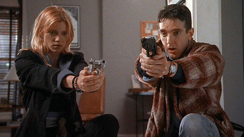 кадр из фильма Высокое напряжение