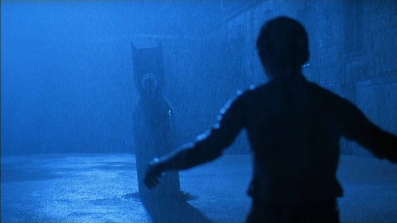 кадр из фильма Хребет дьявола