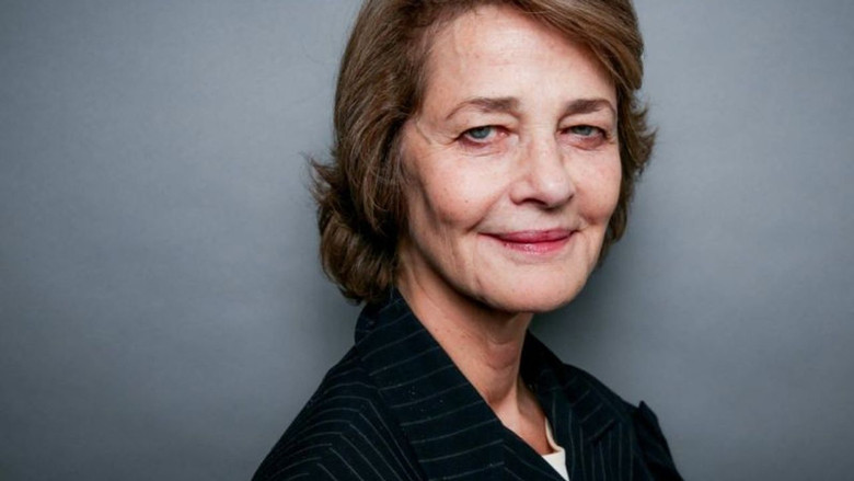 кадр из фильма L'Énigme Charlotte Rampling