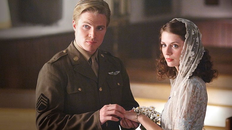 кадр из фильма Замыкая круг