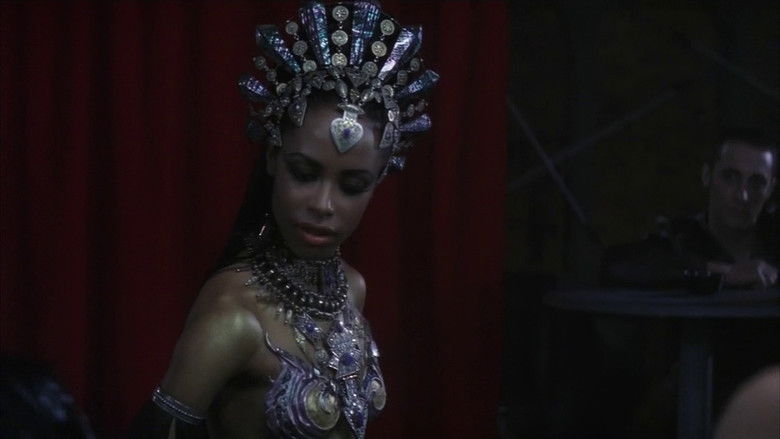 кадр из фильма Королева проклятых