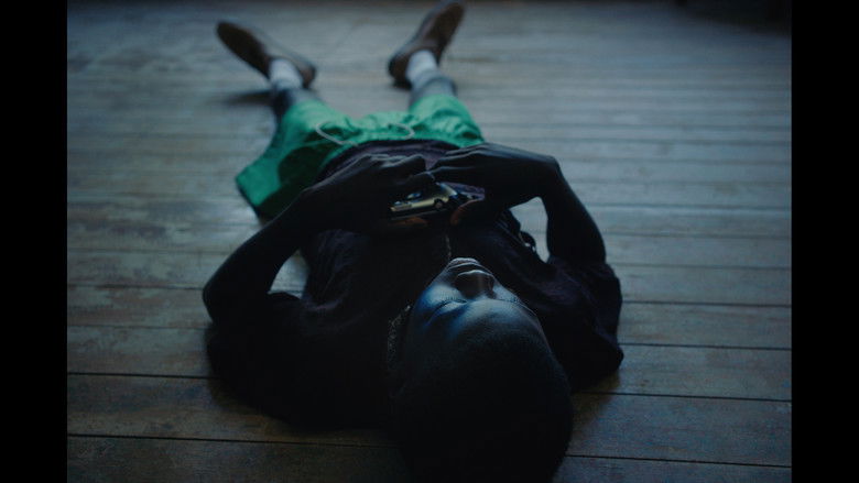 кадр из фильма Вверх