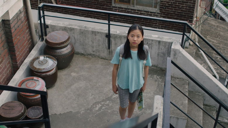 кадр из фильма 우리집