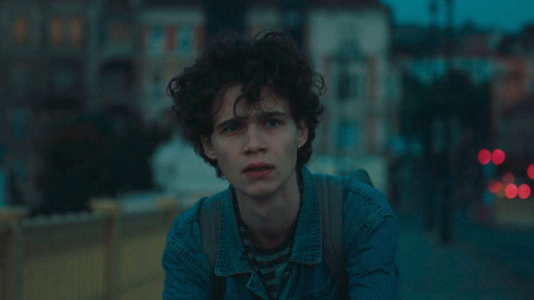 кадр из фильма Budapest, zárt város