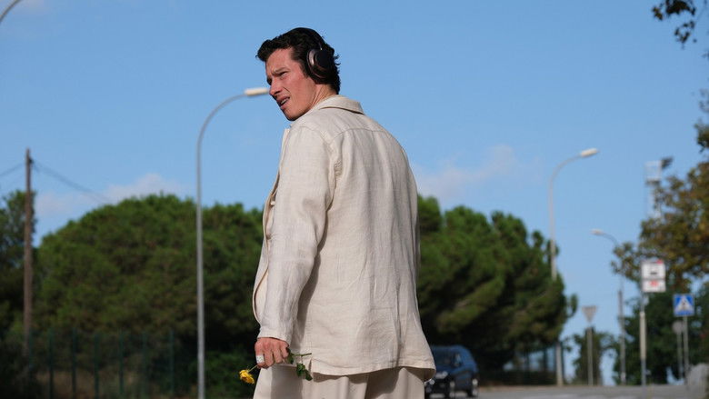 кадр из фильма Rosebush Pruning