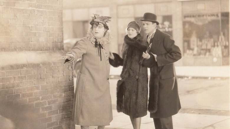 кадр из фильма Rubber Heels