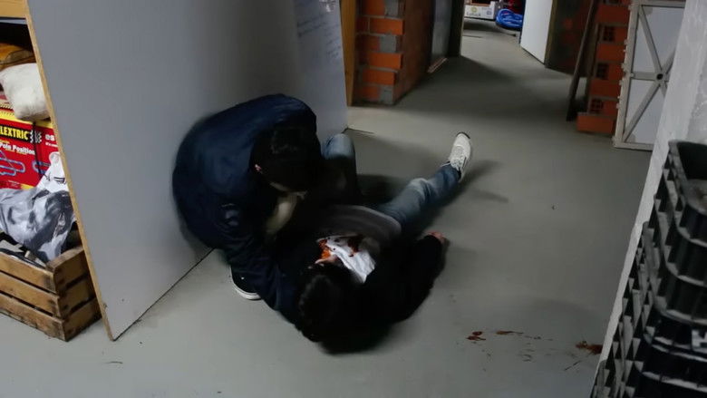 кадр из фильма Arma Fatal. Cortometraje de 4º para Informática.