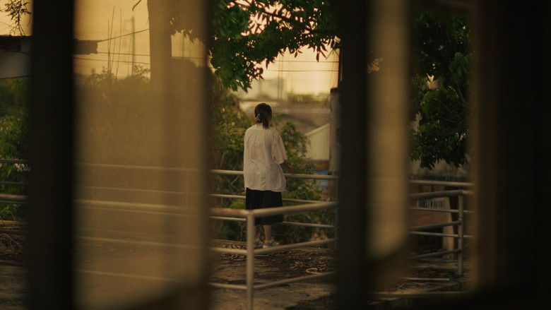 кадр из фильма Fractured Particle