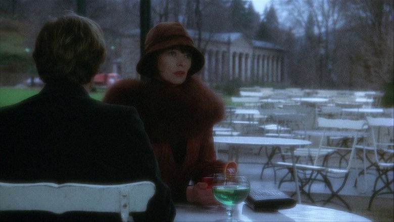 кадр из фильма Романтичная англичанка