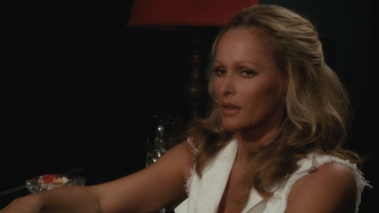 кадр из фильма Удар в тростнике