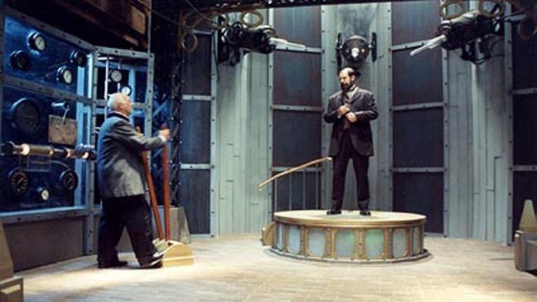 кадр из фильма Изменяющий время