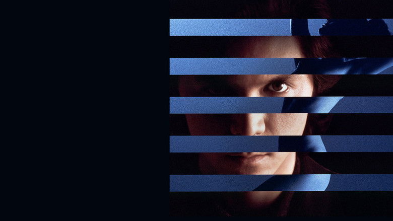 кадр из фильма Опасное прикосновение