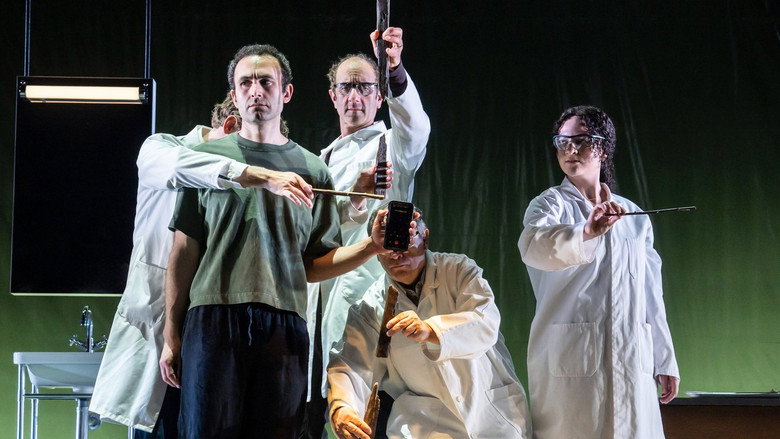 кадр из фильма National Theatre Live: Mnemonic