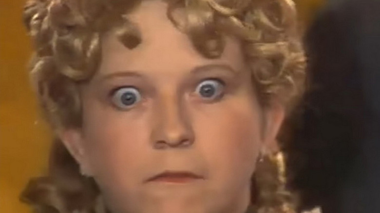 кадр из фильма Английский язык. Второй год обучения. Правила этикета № 1