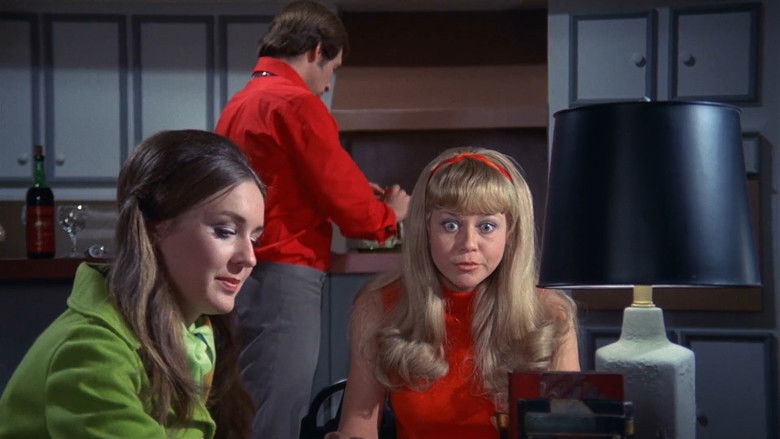 кадр из фильма Mark of the Witch