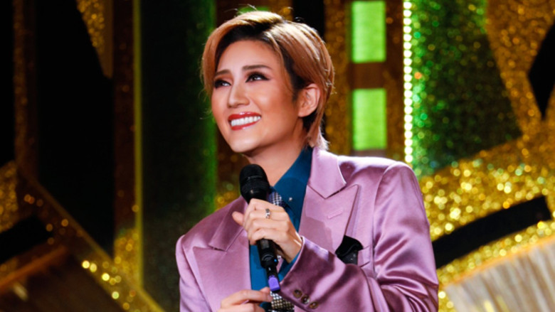 кадр из фильма 芹香斗亜ディナーショー「KISS －kiki sing&swing－」