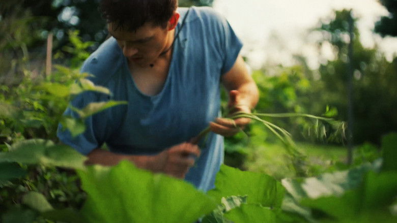 кадр из фильма Talk to Me in Silence