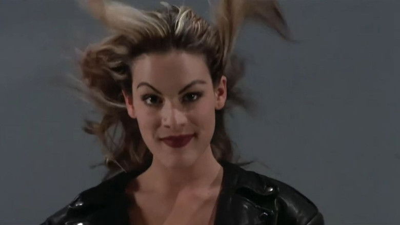 кадр из фильма Crímenes de Pasión