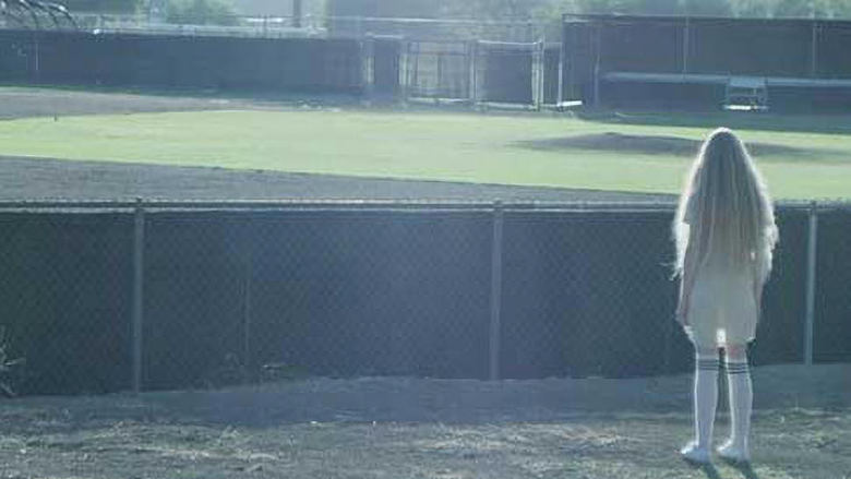 кадр из фильма A Death Story Called Girl