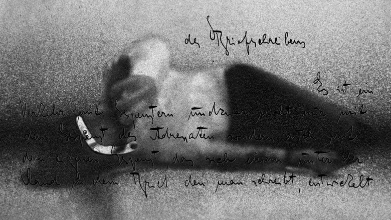 кадр из фильма Iemīlējies Kafka