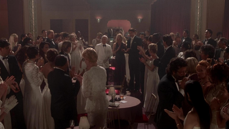 кадр из фильма Время бешеных псов