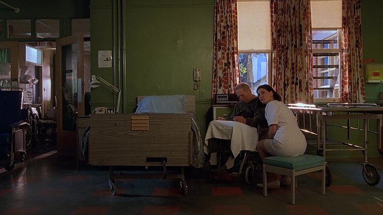 кадр из фильма Там, где деньги