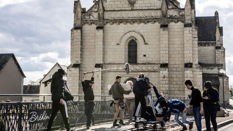 кадр из фильма Eaux Troubles