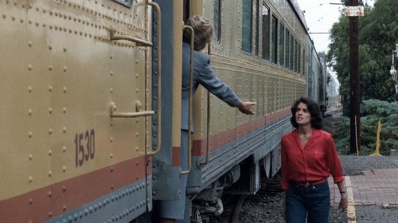 кадр из фильма Неприкаянные сердца