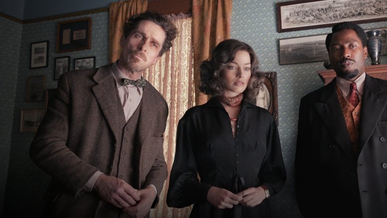 кадр из фильма Амстердам