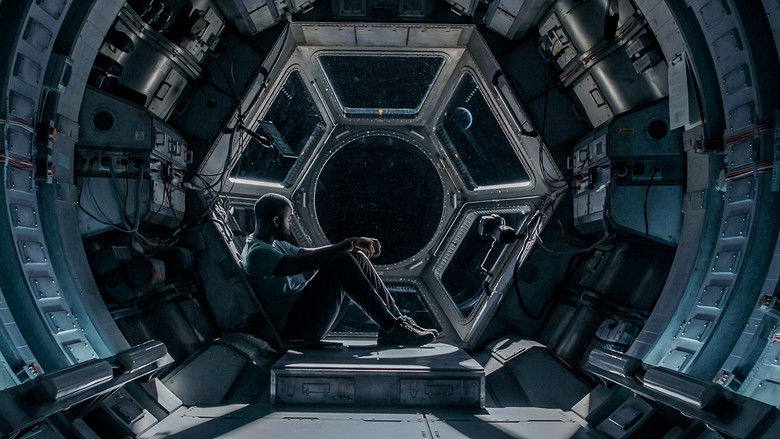 кадр из фильма Дальний космос