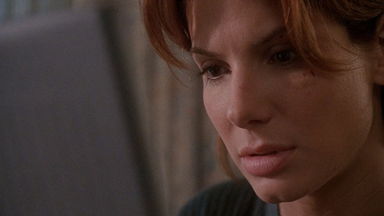 кадр из фильма Сеть