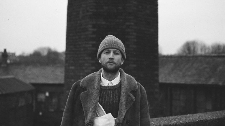 кадр из фильма Servant of Dust