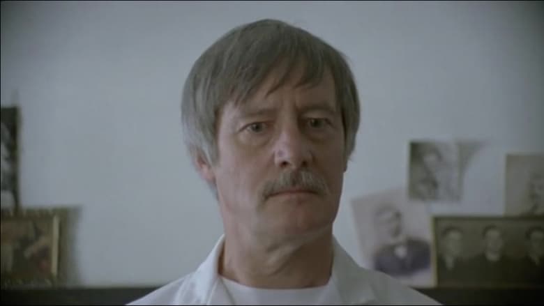 кадр из фильма The Haircut